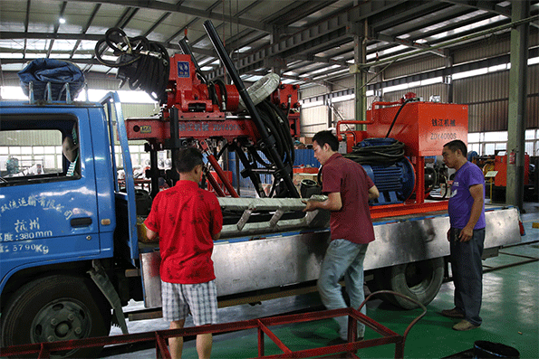 煤礦用全液壓坑道鉆機